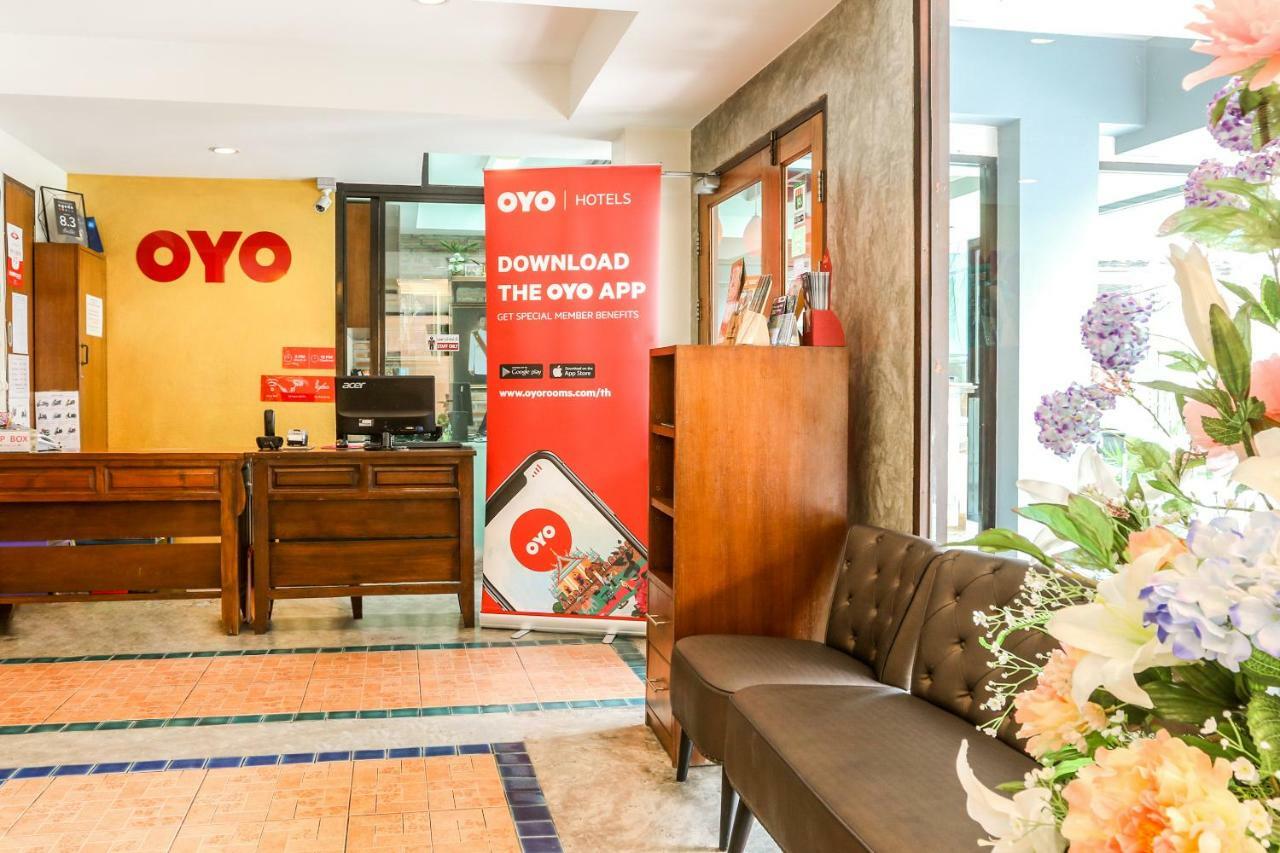 Oyo 233 Sunshine House Hotel Chiang Mai Bagian luar foto