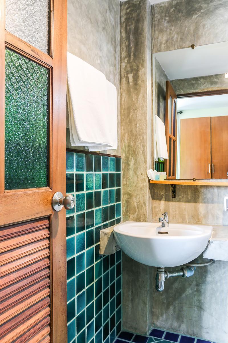 Oyo 233 Sunshine House Hotel Chiang Mai Bagian luar foto